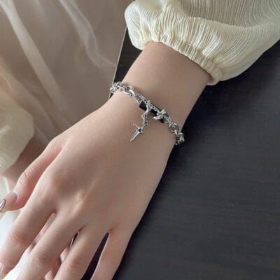 Vòng tay bạc nữ LYNN ACCESSORIES – Tinh hoa thời trang và phong cách cho phái đẹp
